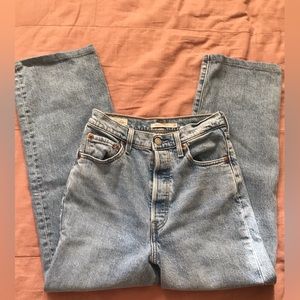 Levi’s Ribcage Jeans